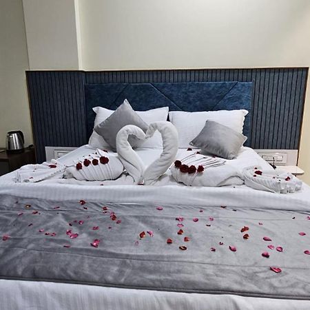 Jai Raja'S Tower Otel Karaikudi Dış mekan fotoğraf