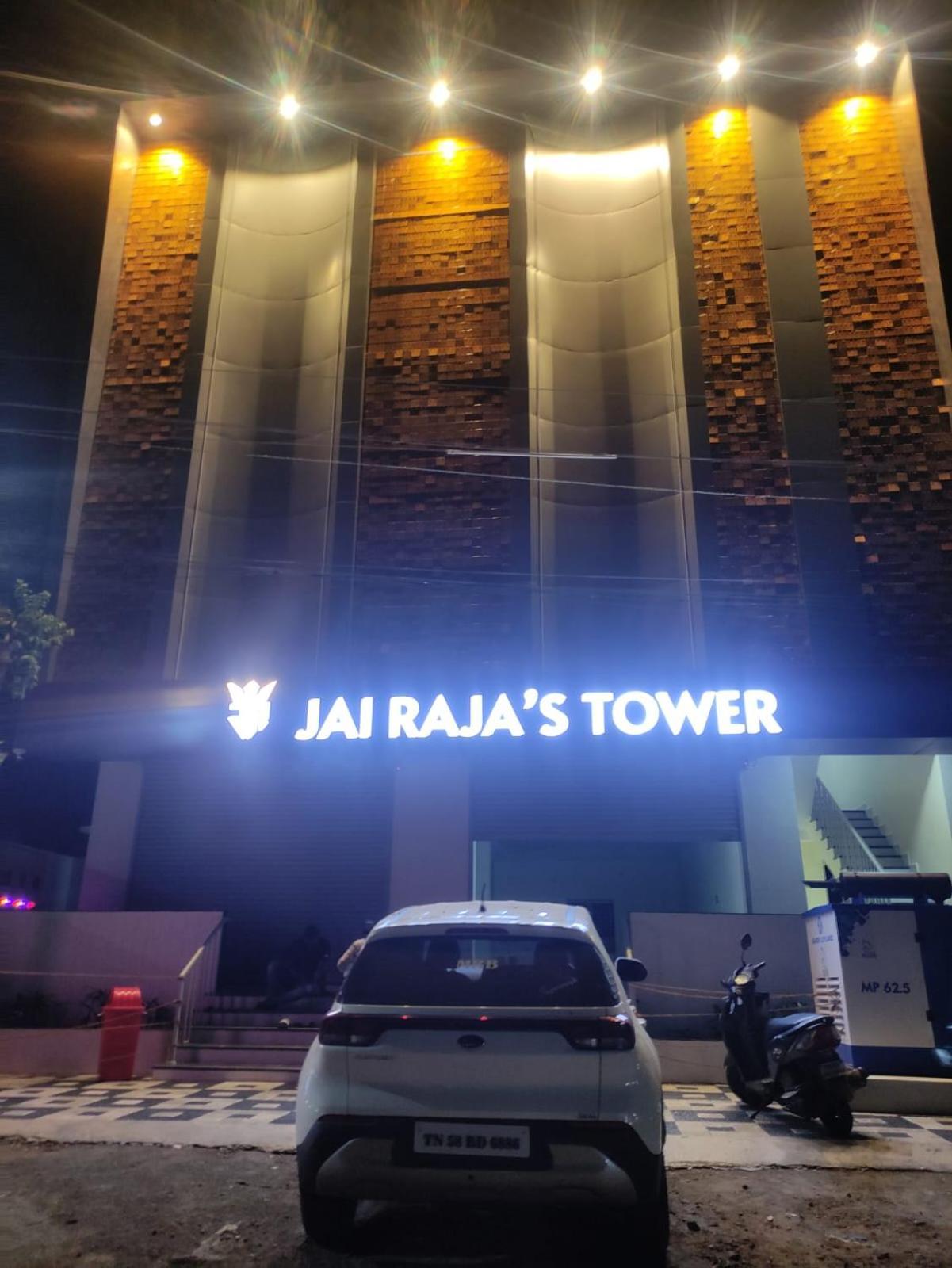 Jai Raja'S Tower Otel Karaikudi Dış mekan fotoğraf