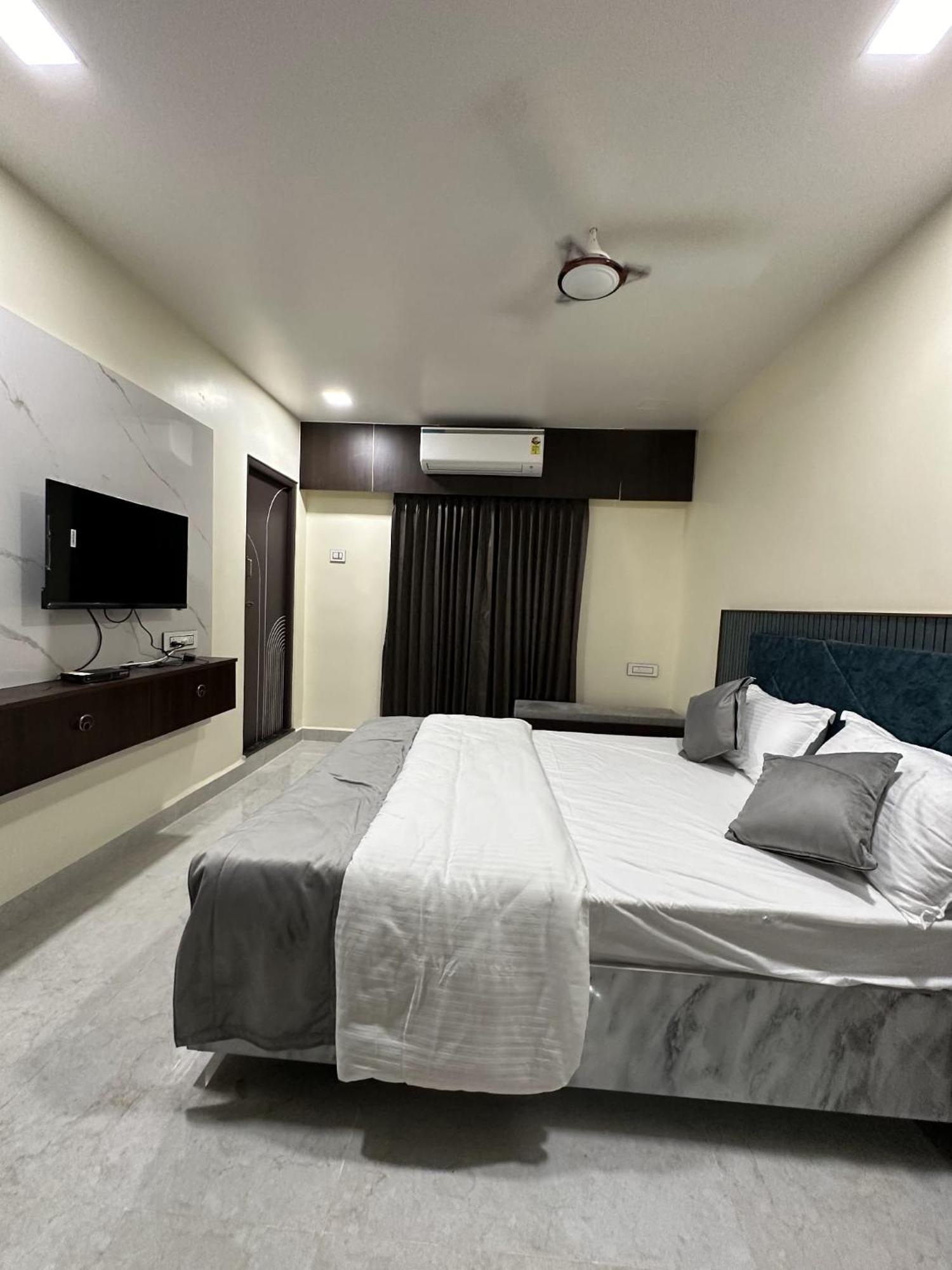 Jai Raja'S Tower Otel Karaikudi Dış mekan fotoğraf
