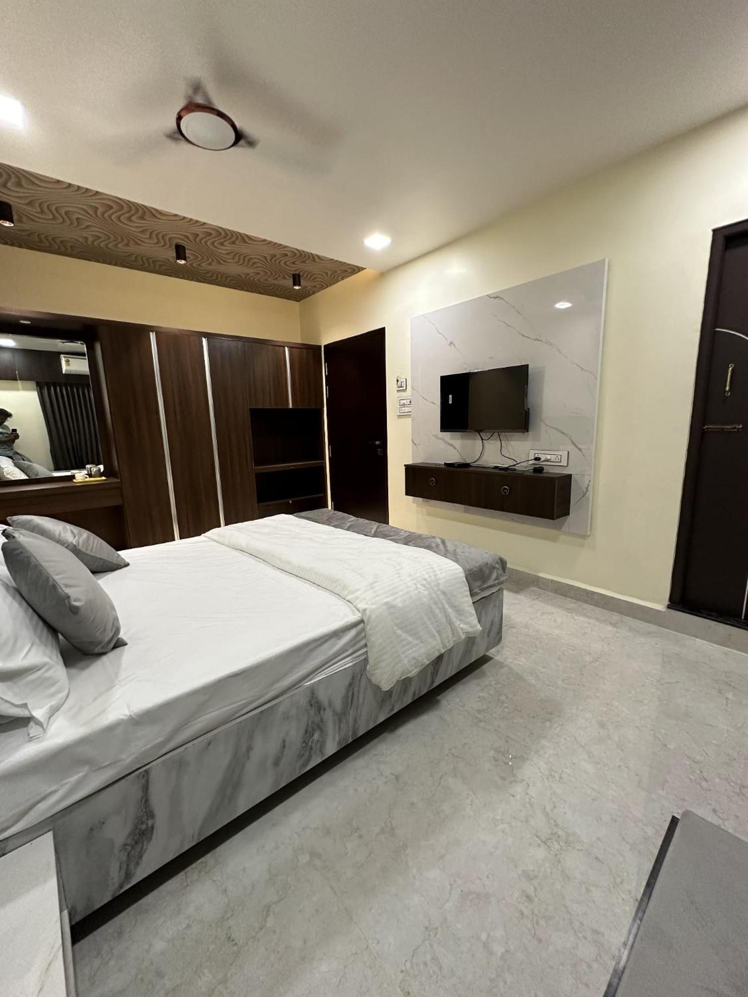 Jai Raja'S Tower Otel Karaikudi Dış mekan fotoğraf