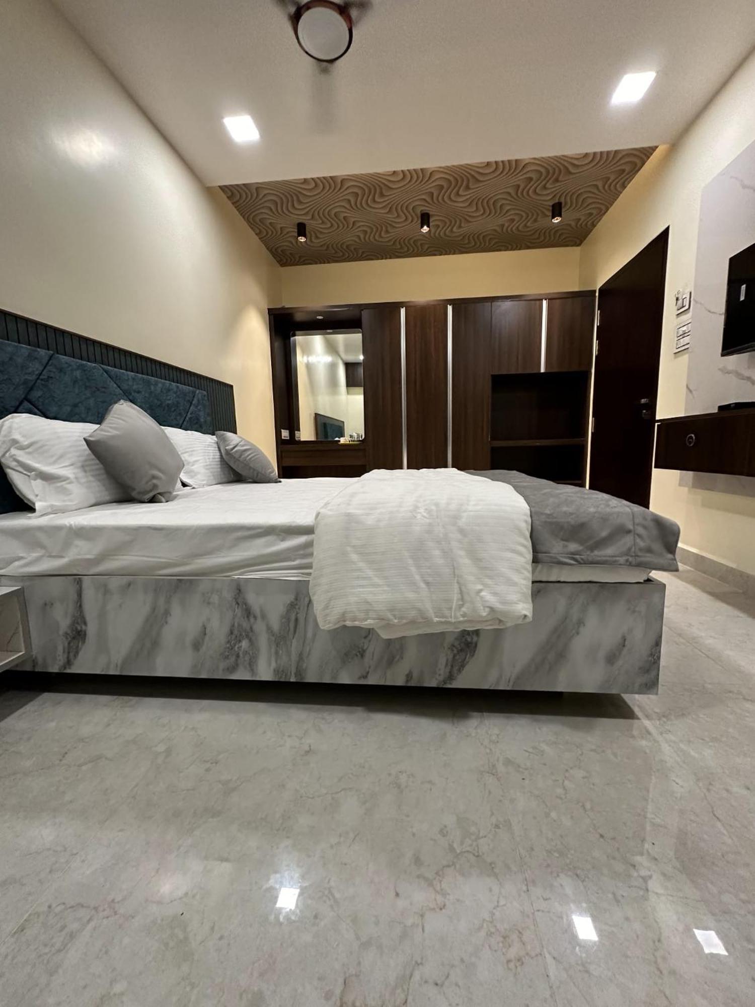 Jai Raja'S Tower Otel Karaikudi Dış mekan fotoğraf