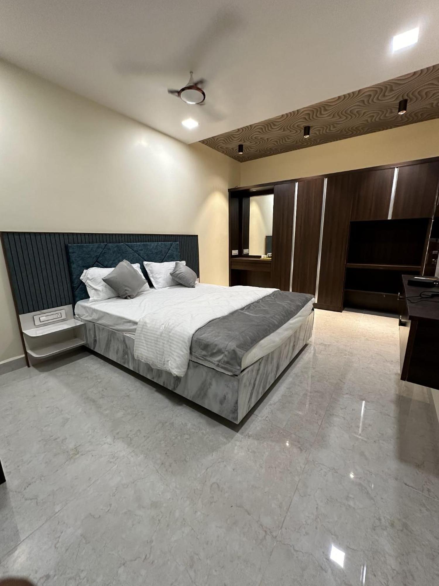 Jai Raja'S Tower Otel Karaikudi Dış mekan fotoğraf